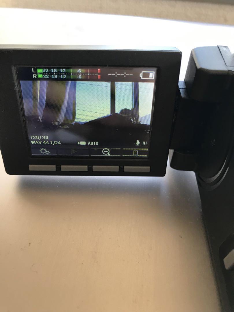 ビデオカメラ zoom q4