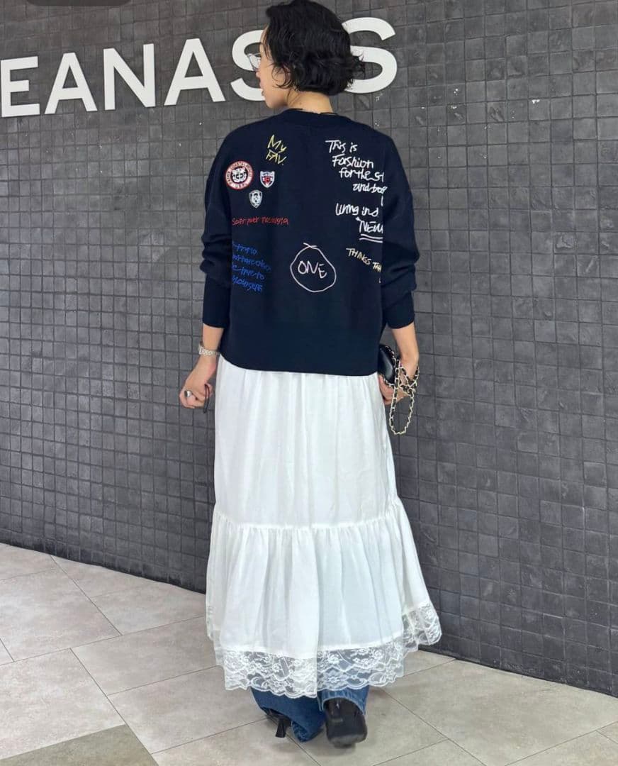 【eL+1】Graffiti Cardigan　おねさん