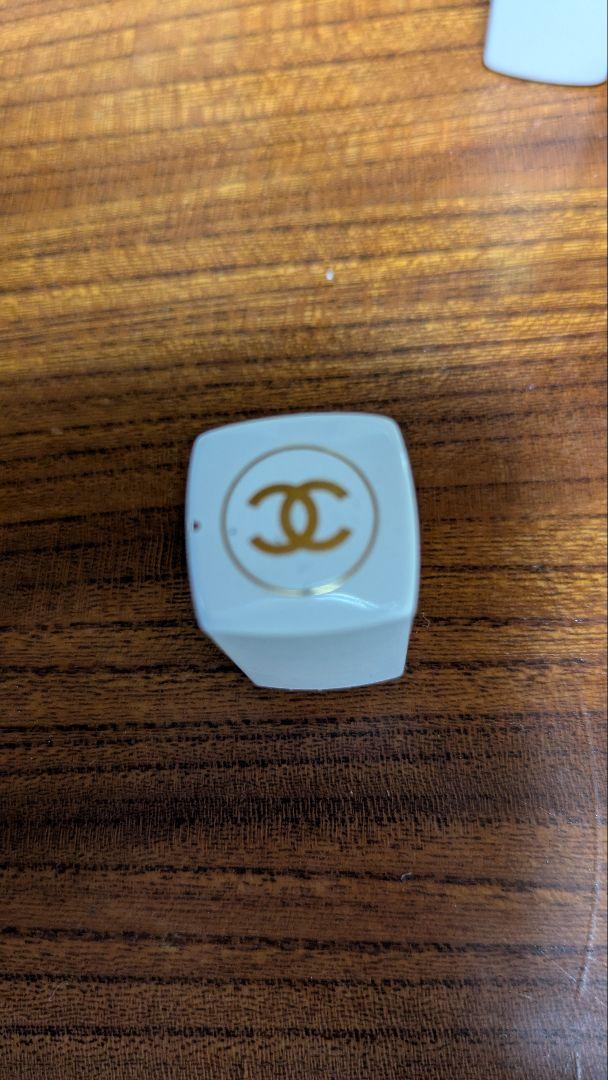 Chanel アイシャドウパレットとリップセット