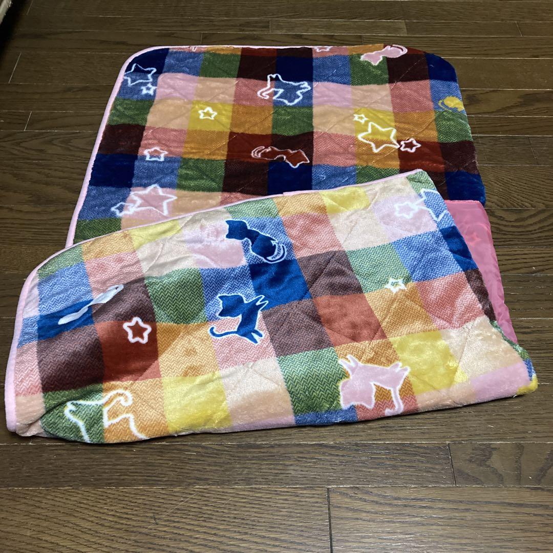 ふわ様専用　ペット猫コタツ布団付き 約45cm x 約33cm x 高さ31cm