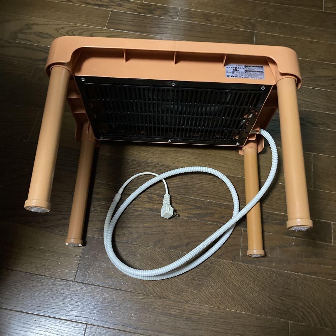 ふわ様専用　ペット猫コタツ布団付き 約45cm x 約33cm x 高さ31cm