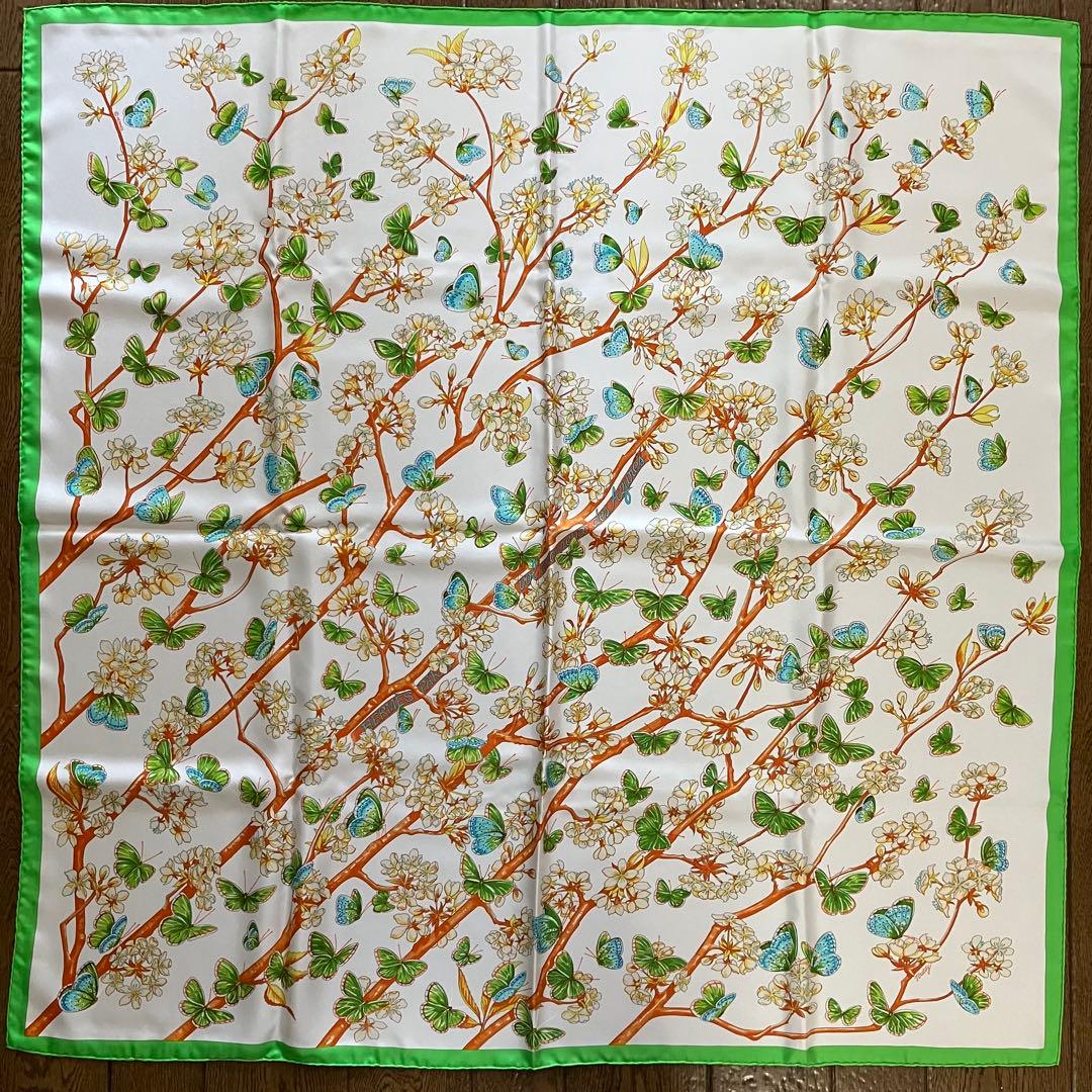 エルメス　スカーフ 90cm レア品‼️ 「蝶と桜」柄