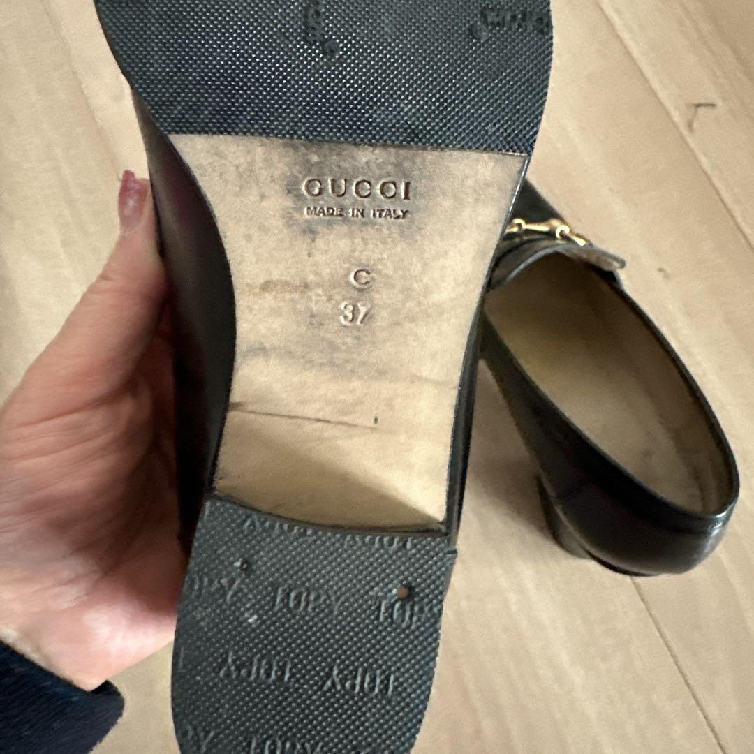 GUCCIレザーローファー
