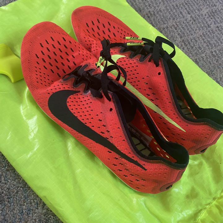 NIKE zoom victory3
