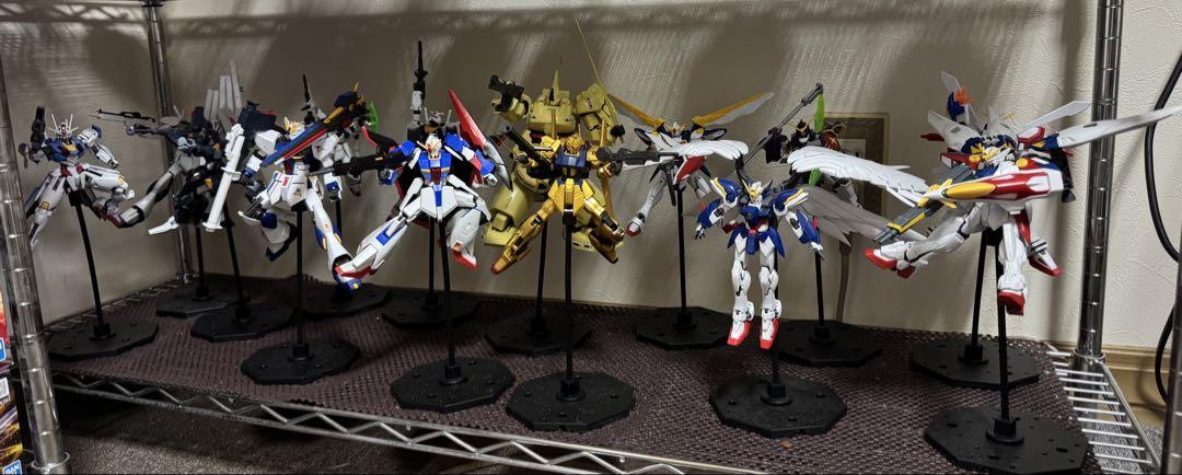 ガンプラ　組み立て済み　ジャンク　100機↑ 未組み立て数個 ガンプラ 組み立て済み ジャンク 100機↑ 未組み立て数個 - メルカリ