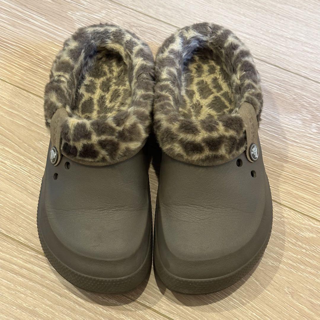 Crocs ファー素材 ブラウン Crocs ファー素材 ブラウン
