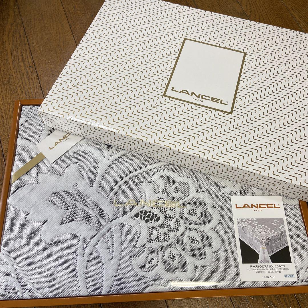 テーブルクロス新品未使用