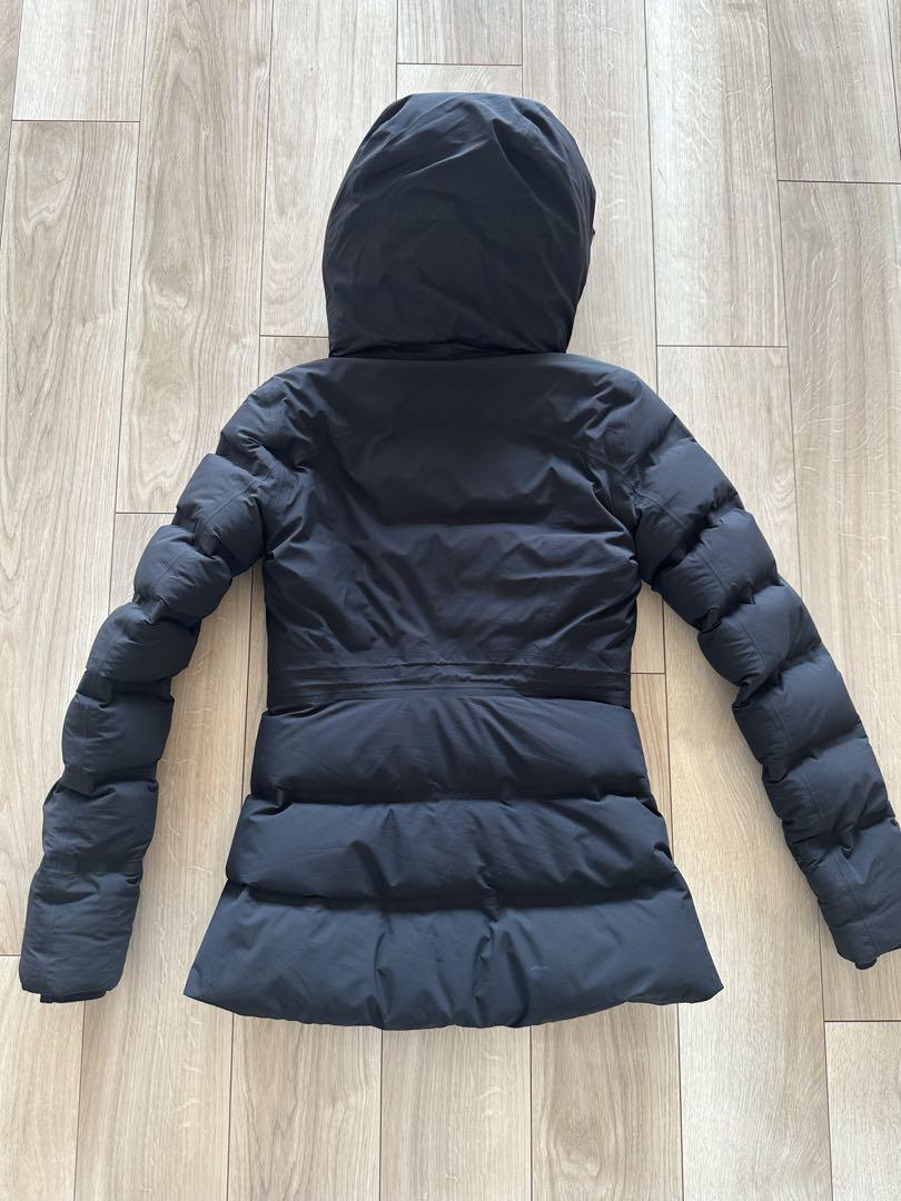 lululemon ダウンジャケット