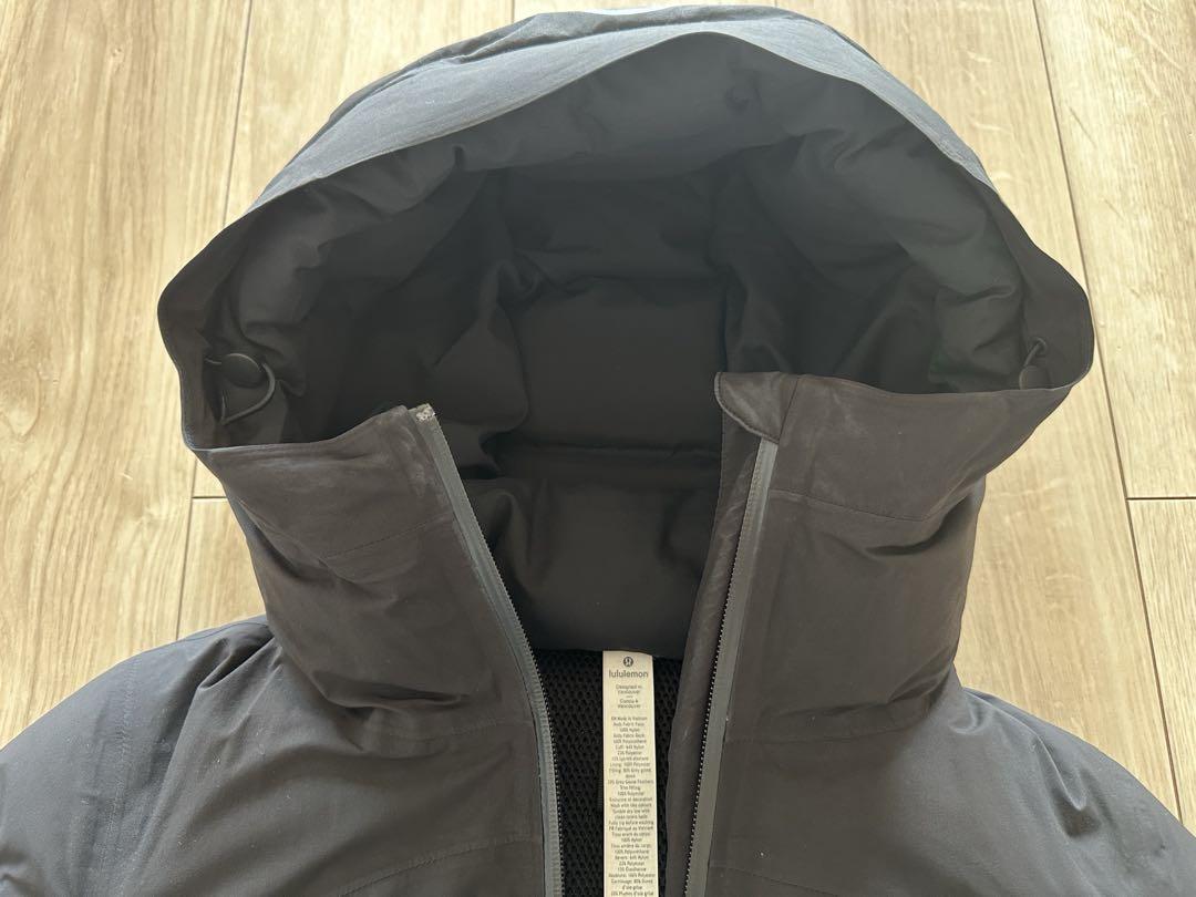 lululemon ダウンジャケット