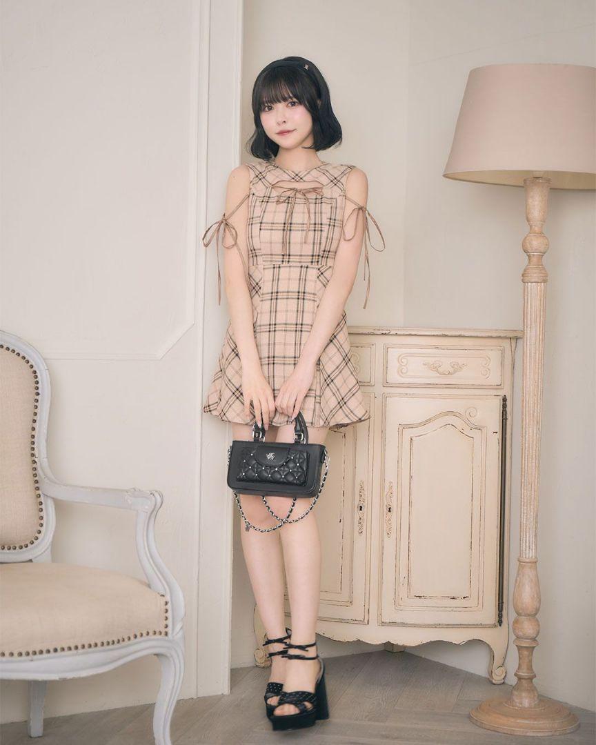 新品未開封 フロントオープンチェックミニワンピ ミシェルマカロンFREEベージュ ミシェルマカロン フロントオープンチェックミニワンピ