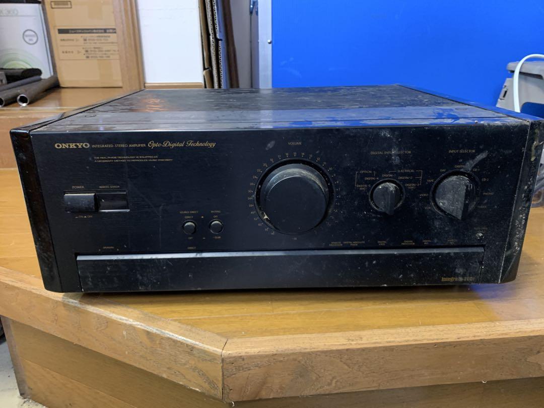 現状品　ONKYO Integra A-2001