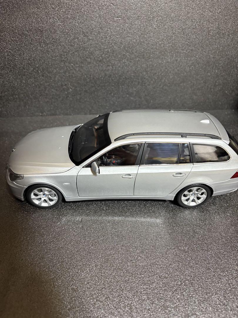 Kyosho 京商 1/18 BMW 545i Touring
