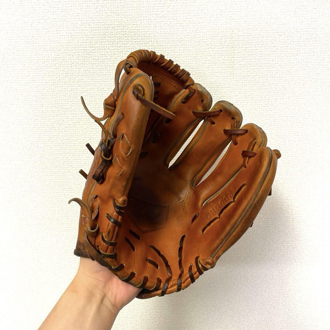 M*中様 アンダーアーマー　大人用軟式グローブ　金子千尋モデル　投手用 QBB0 483 アンダーアーマー 金子千尋モデル 即戦力 硬式 投手用