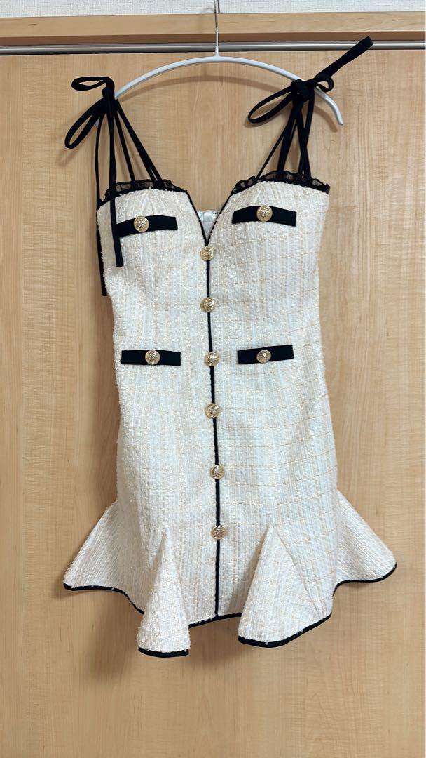 スーツ・フォーマル・ドレス ROBE de FLUER