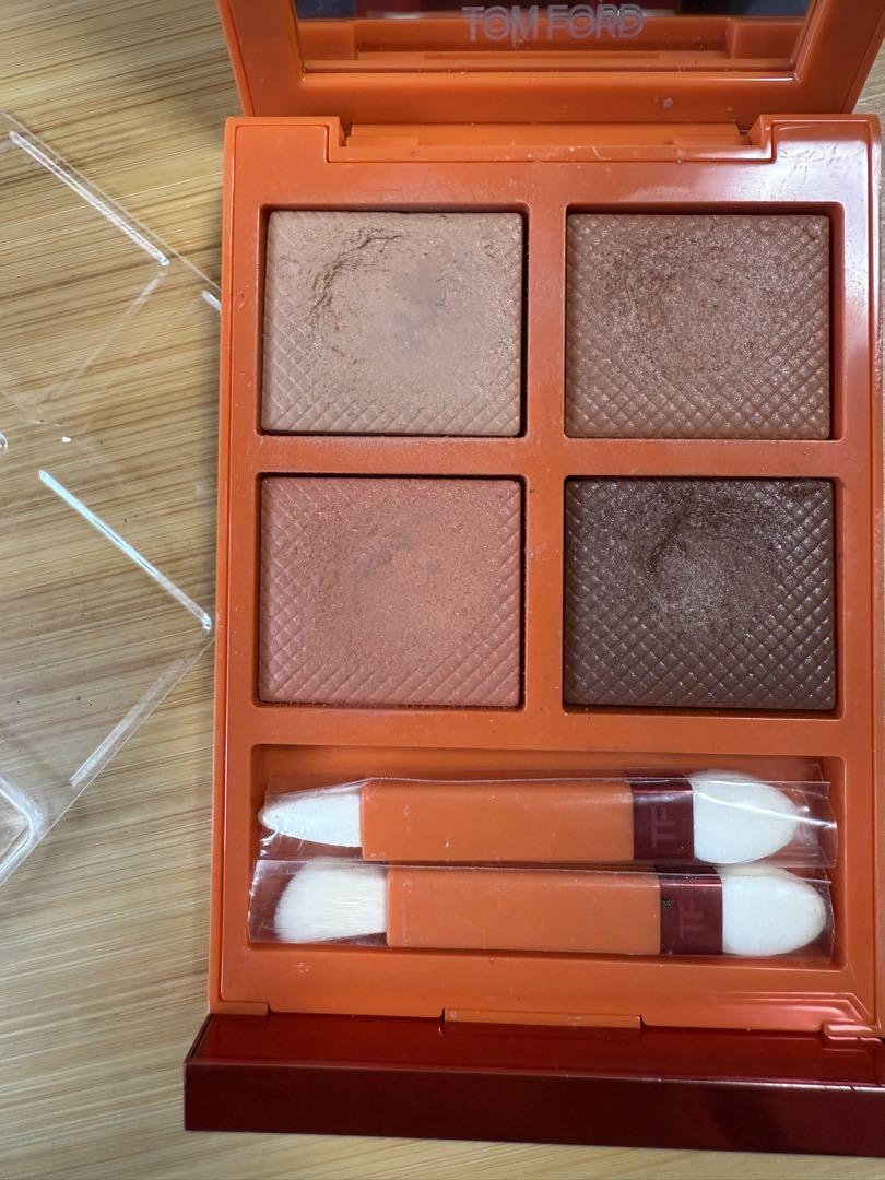 トムフォード　限定　オレンジ　BP01 アイ カラー クォード BP01 BELLE DE PECHE / TOM FORD BEAUTY