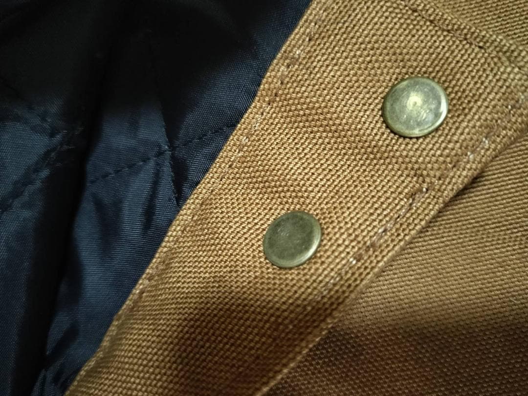 ☆カーハート　carharttt デトロイトジャケット　新品　サイズ　M