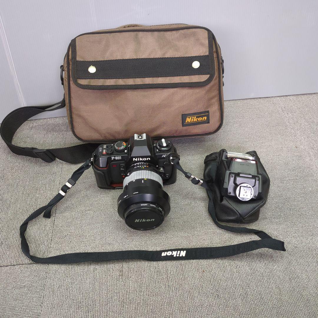 Nikon F-501 一眼レフカメラ