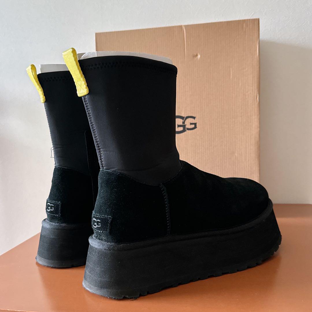 UGG アグ