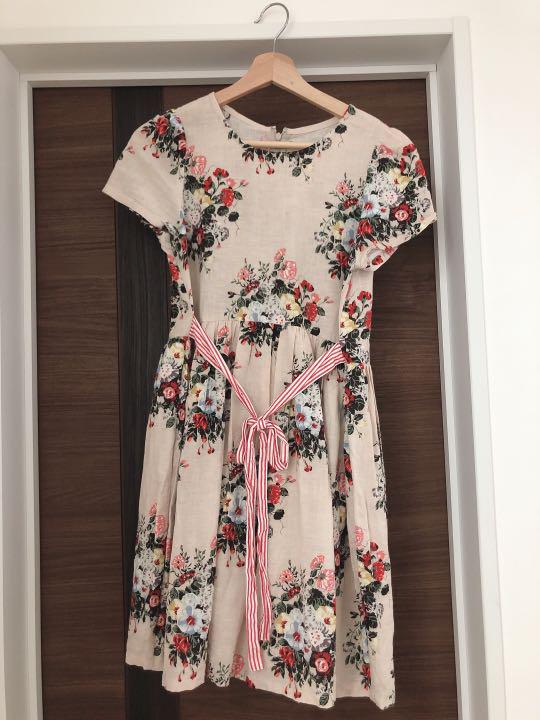 メルカリ 花柄リボンワンピース フェリシモ Felissimo ガーリー ひざ丈ワンピース 900 中古や未使用のフリマ メルカリ 花柄リボンワンピース フェリシモ Felissimo ガーリー ひざ丈ワンピース 900 中古や未使用のフリマ