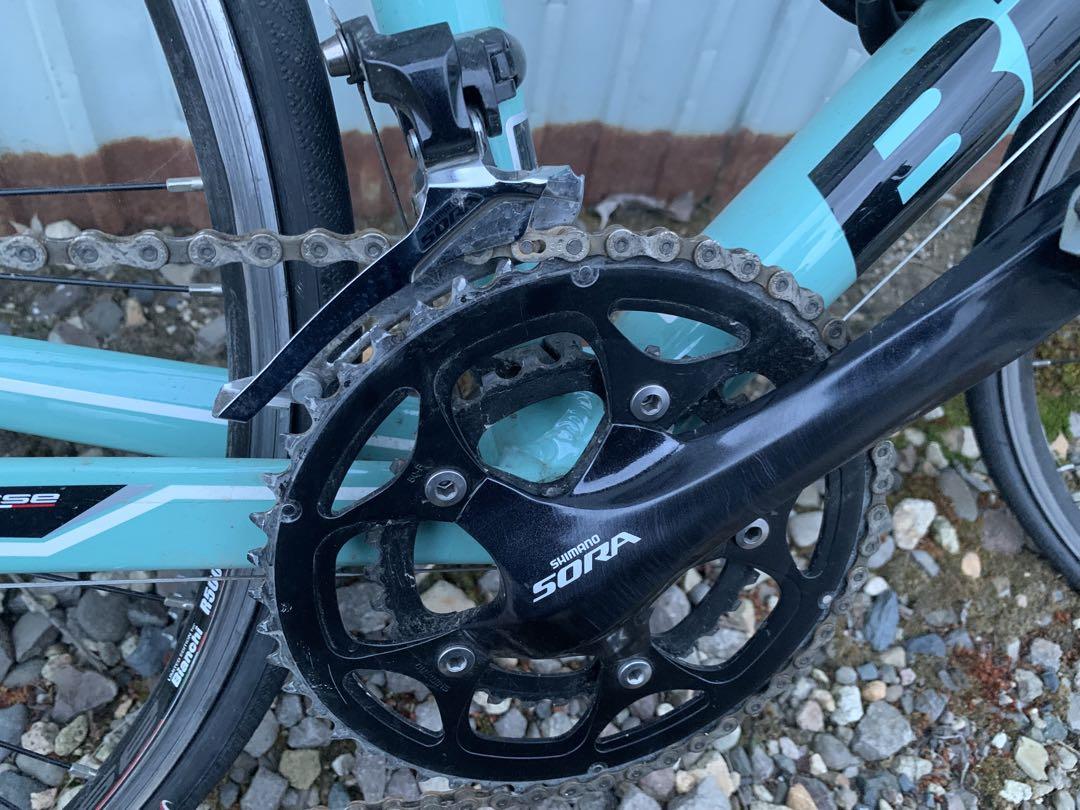 Bianchi ロードバイク Sora 水色