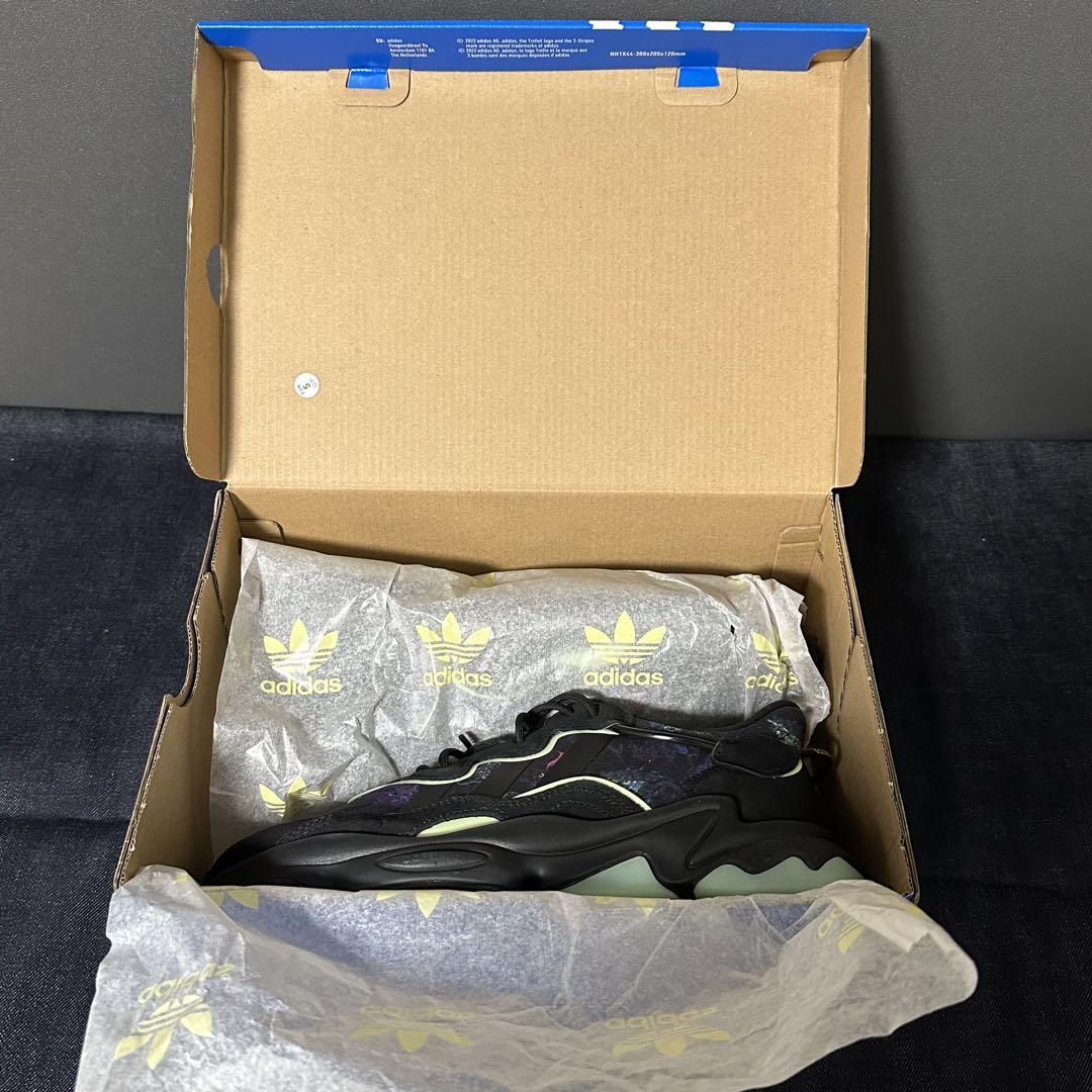 DISNEY x ADIDAS OZWEEGO アディダス　ディズニー　コラボ