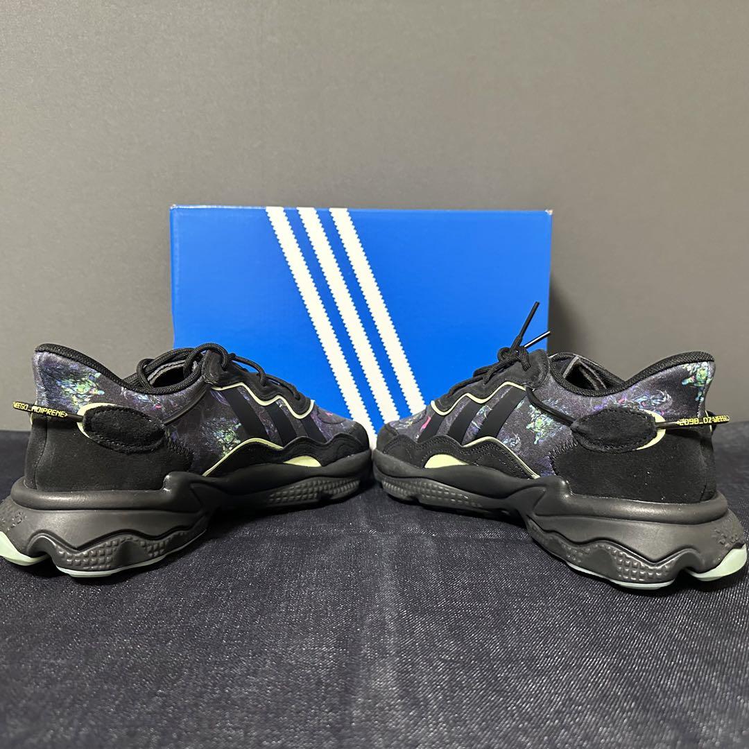 DISNEY x ADIDAS OZWEEGO アディダス　ディズニー　コラボ