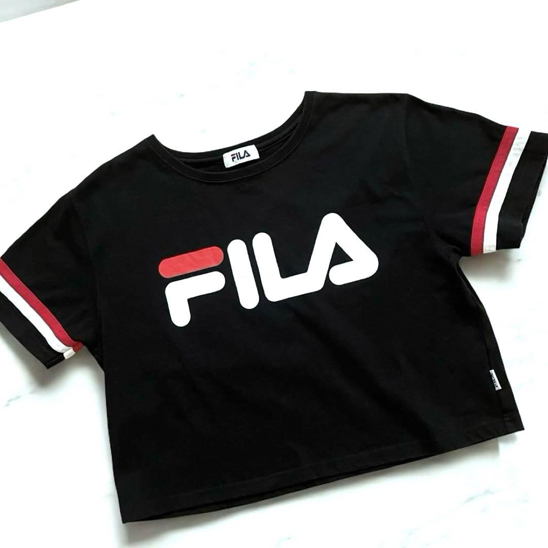 FILA クロップドTシャツ ブラック 半袖 ロゴ Tシャツ ロゴ