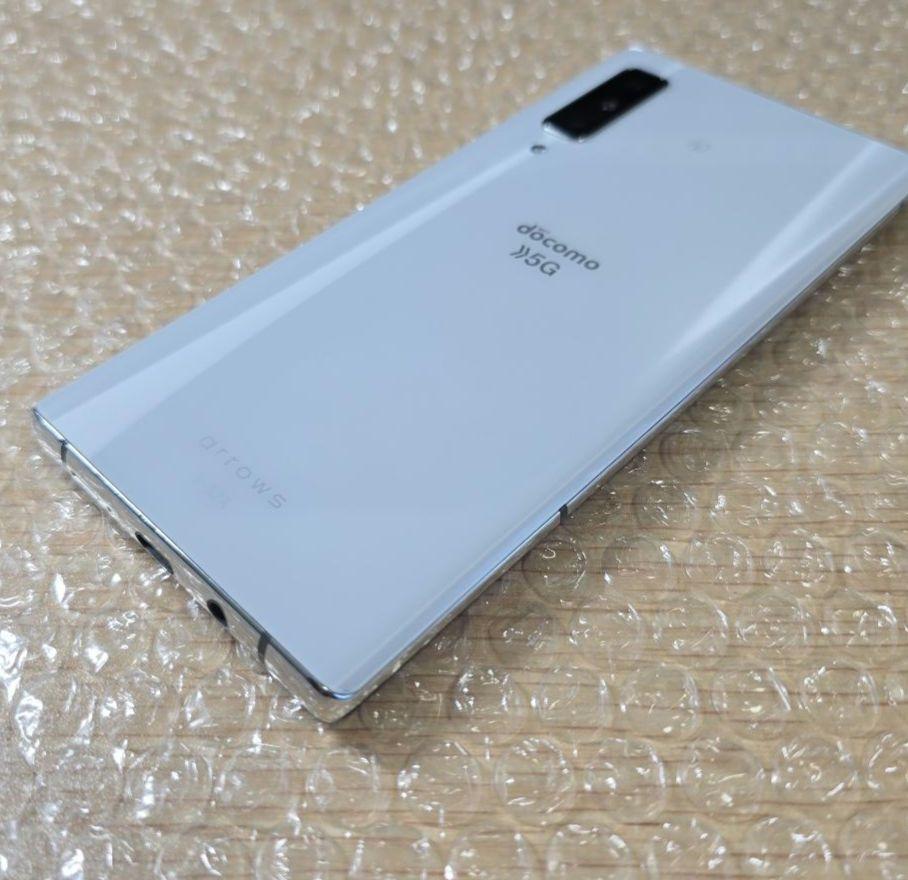 arrows NX-9□F-52A□ホワイト□SIMロック解除済□1605