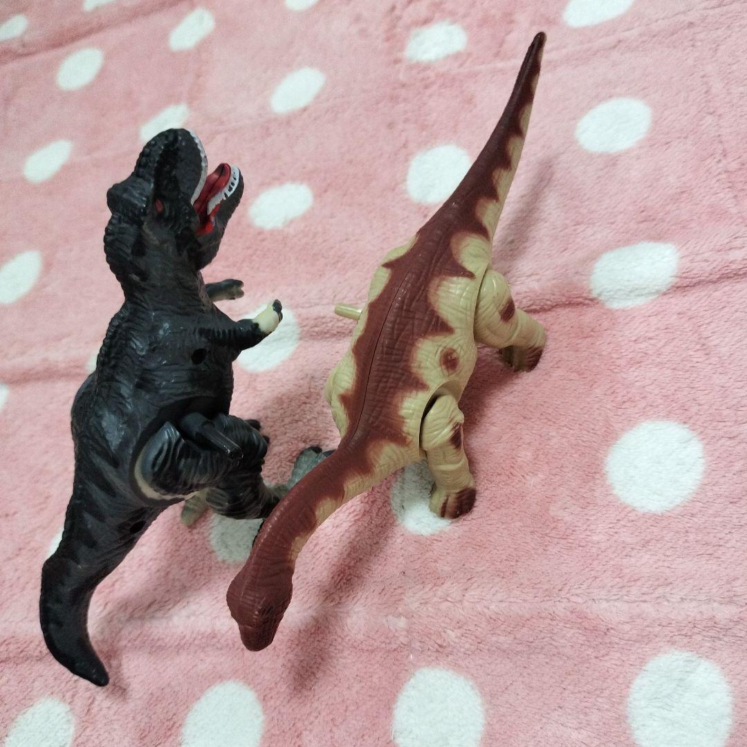 恐竜フィギュアセット 黒と茶色