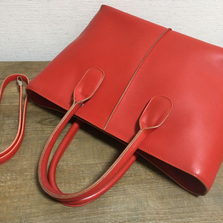 美品》TOD'S トッズ レザー ハンドバッグ レッド 赤