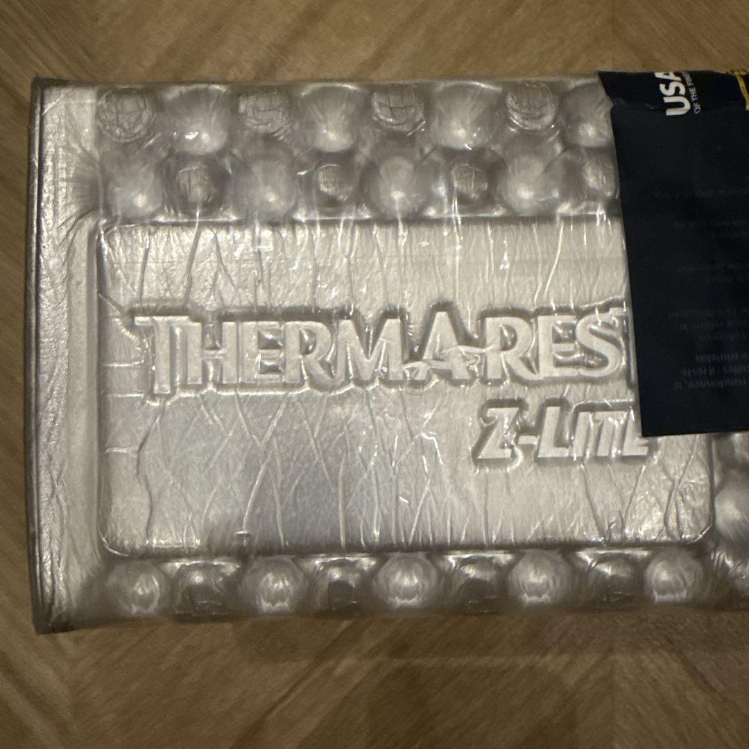 新品　THERMAREST Z-Lite スリーピングマット