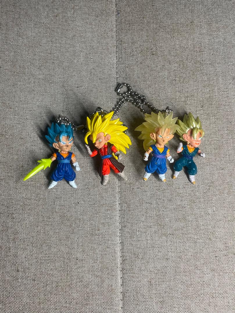 ドラゴンボール キーチェーンフィギュアセット 約40体 - メルカリ