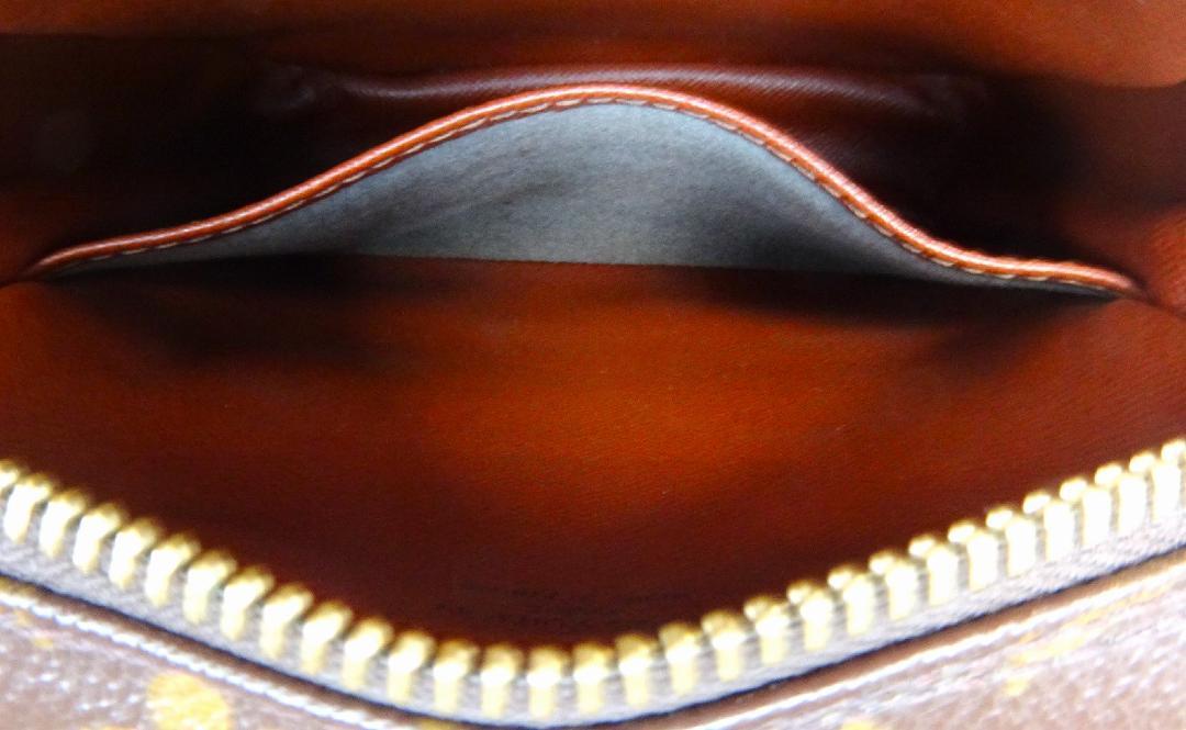 LOUIS VUITTON ルイヴィトン ショルダーバッグ アマゾン