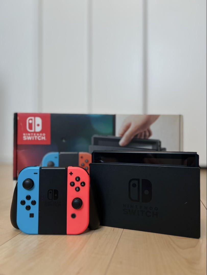 Nintendo Switch 本体 赤/青 Joy-Con付き