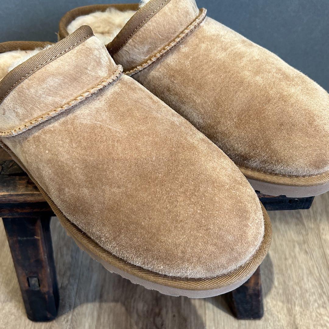 UGGアグ　CLASSIC SLIPPER  チェスナット 25cm US8