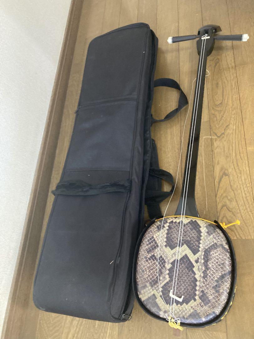 沖縄三線 ケース付き 和楽器 ペグ欠品 沖縄三線 ケース付き 和楽器 ペグ欠品 - メルカリ