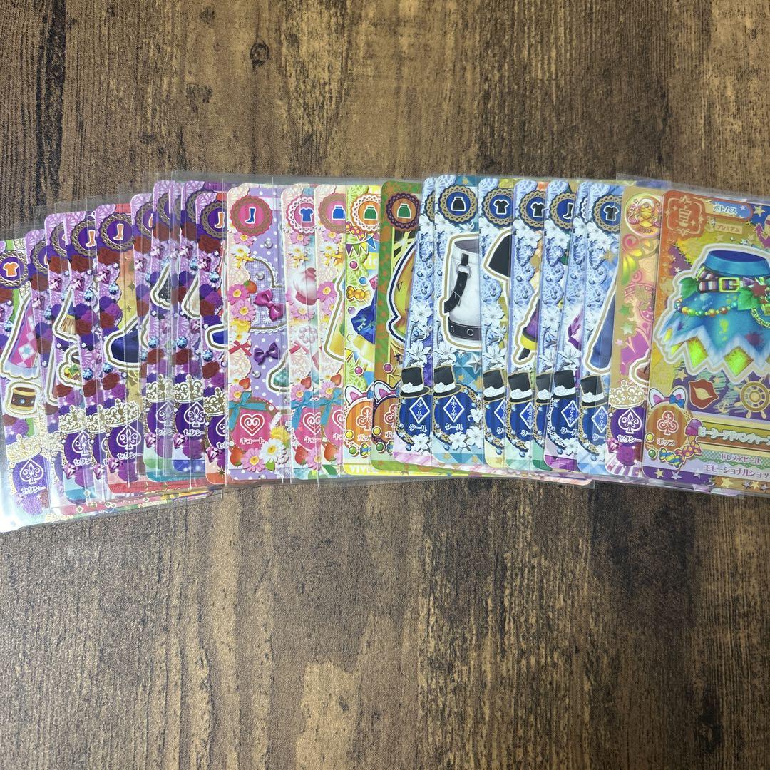 （訳ありセール 格安） アイカツカード まとめ売り メルカリ - 29枚 ゲームセンター・ゲームカード