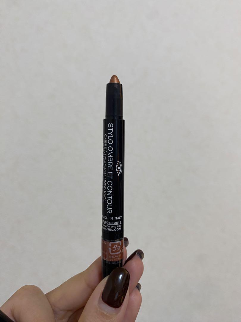 CHANEL スティロ オンブル エ コントゥール 52