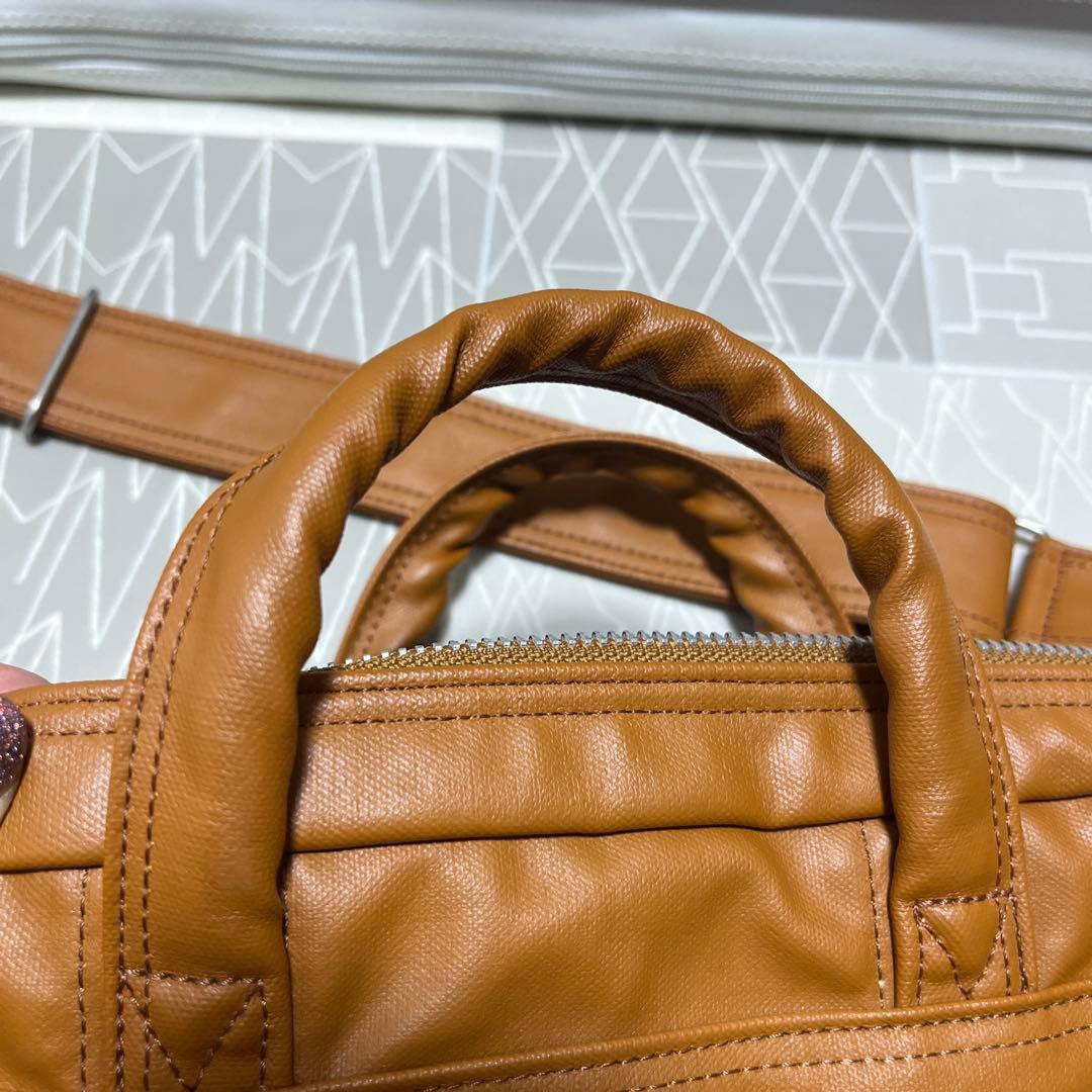 ビジネスバッグ吉田カバン