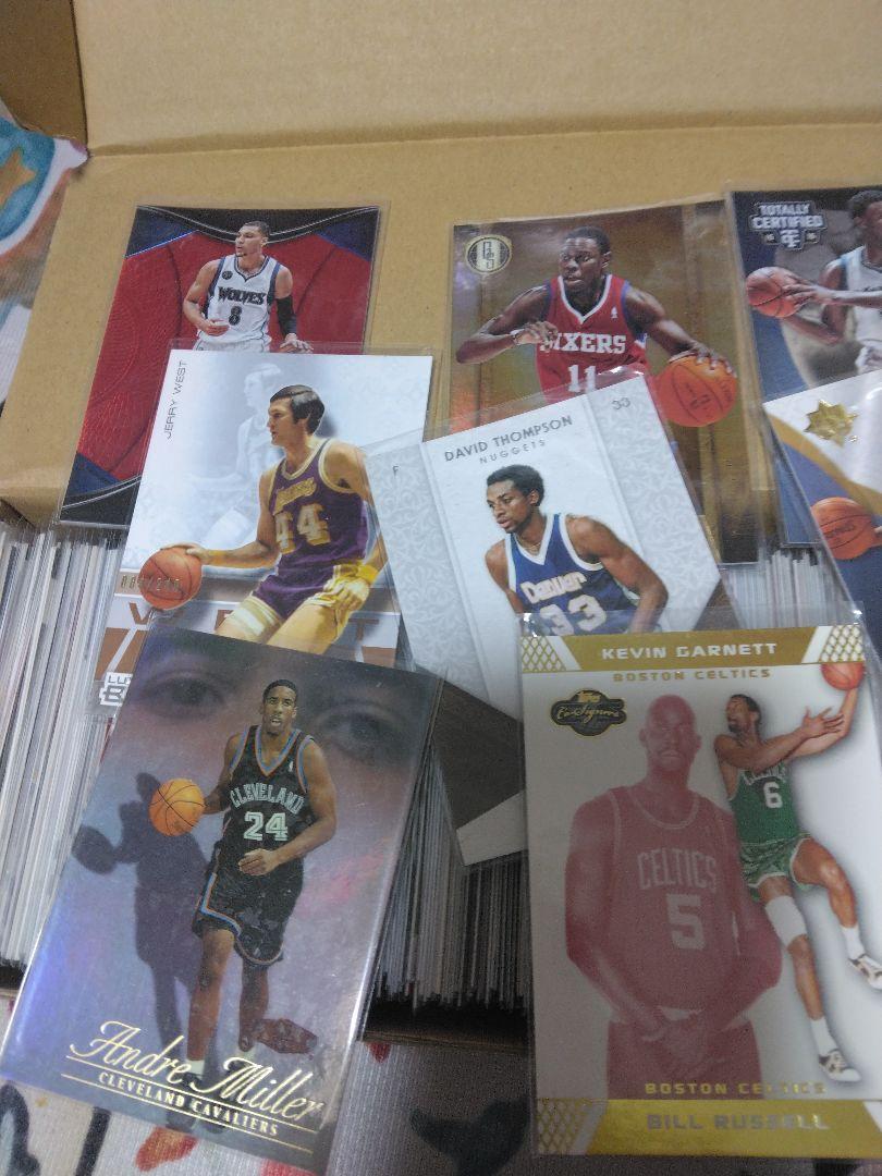 NBA シリアルナンバー入りカード