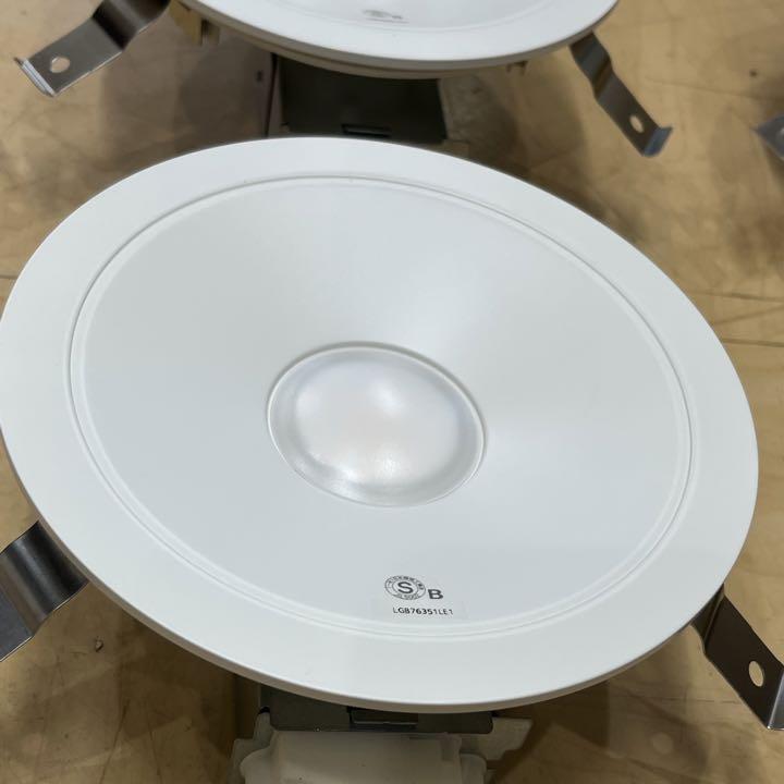 パナソニック  埋込穴φ150 白熱電球100W相当 LEDダウンライト　温白色