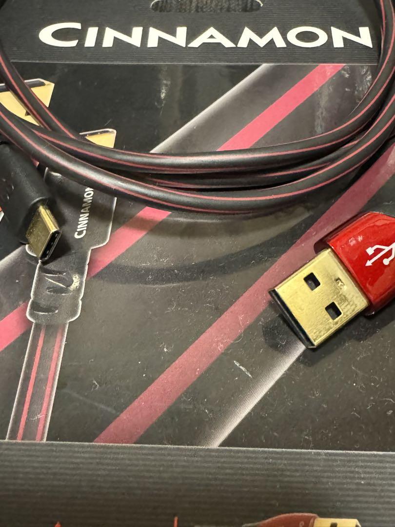 オーディオクエスト　USBケーブル シナモン