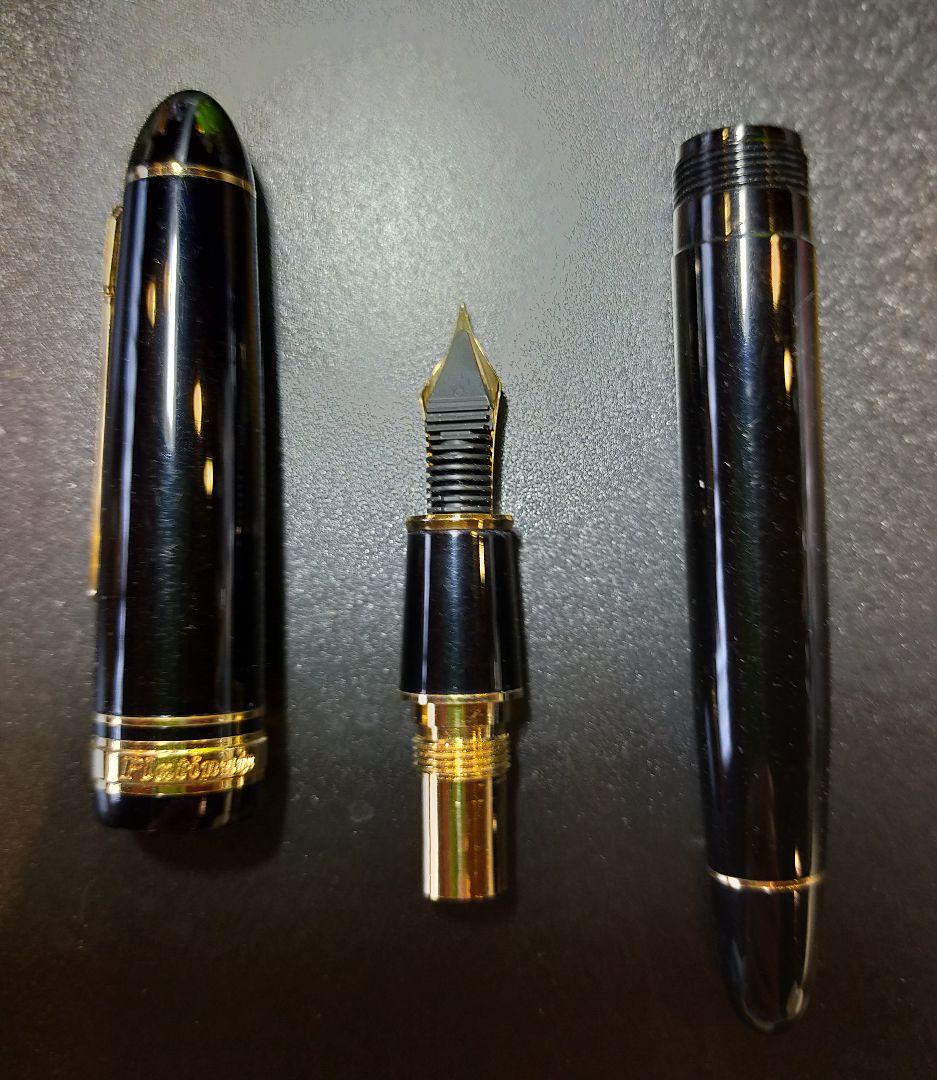プラチナ プレジデント 万年筆 黒　18K M