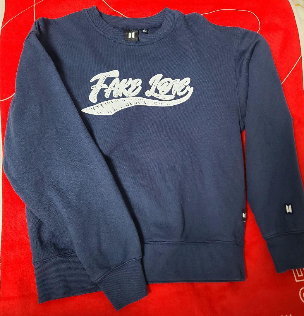 セール(SALE)開催中！ファッション通販 BTS POP メルカリ - 公式 M トレーナー LOVE FAKE STORE UP トップス
