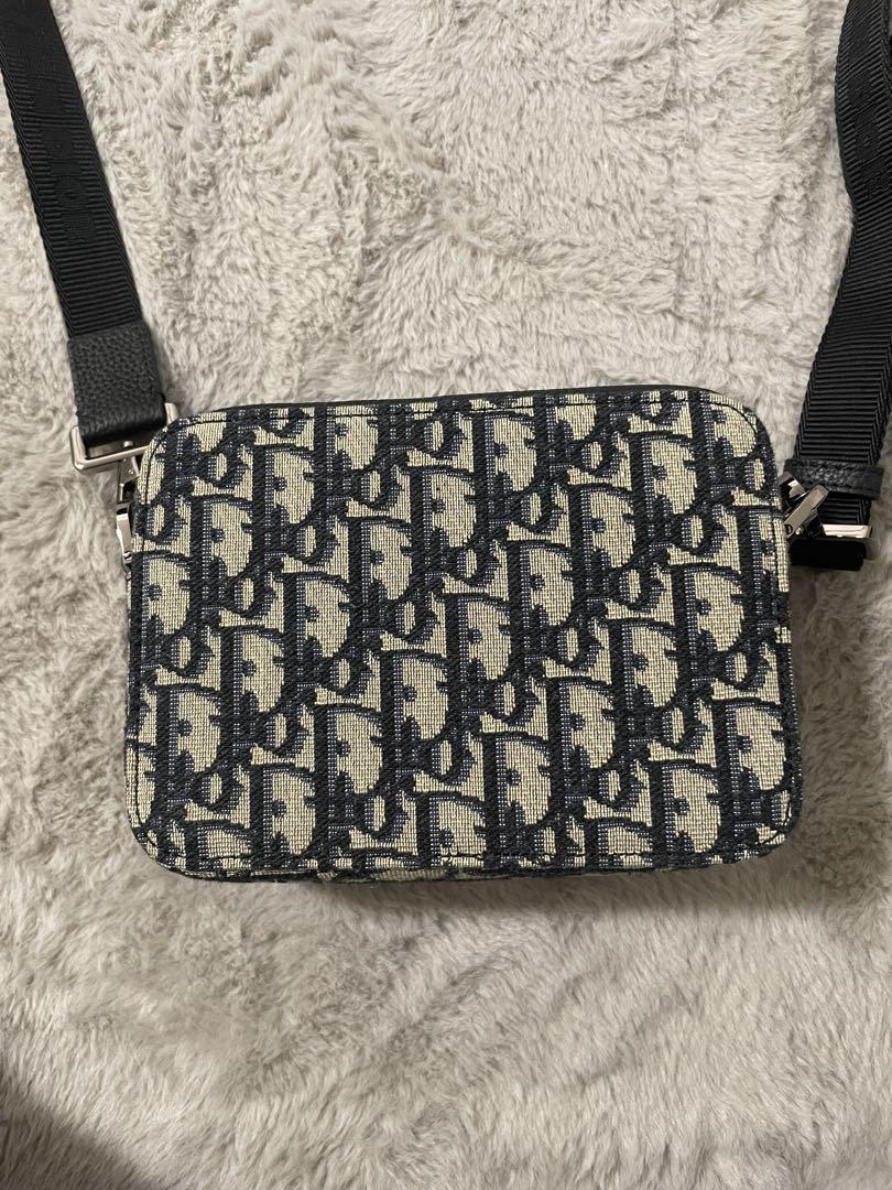 Dior ロゴ ショルダーバッグ