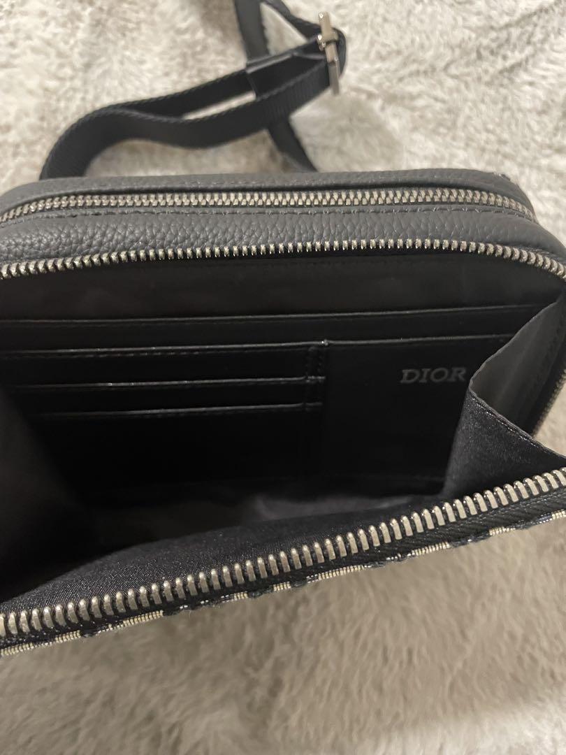 Dior ロゴ ショルダーバッグ
