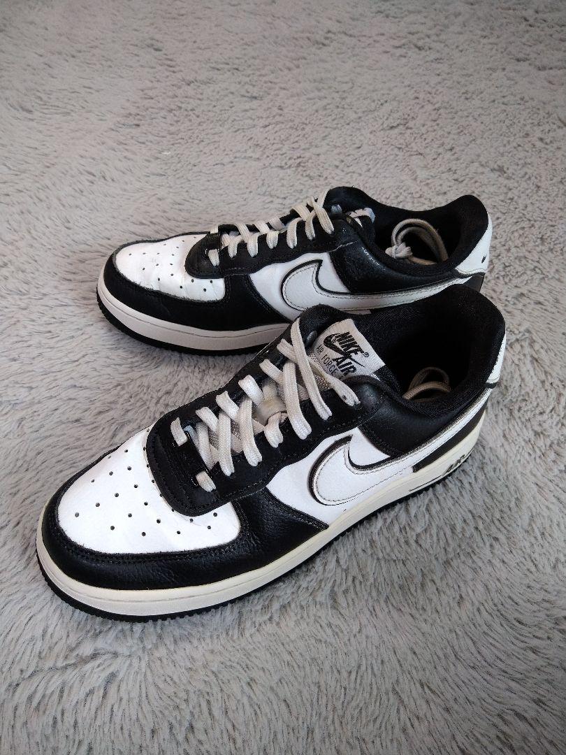 ナイキ　NIKE　エアーフォースワン　25.0cm　白　黒　スニーカー