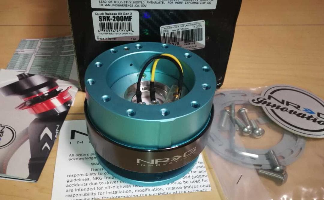 全国送料無料！ 本物! NRG製 Gen2.0 クイックリリース SRK-200MF ハンドル