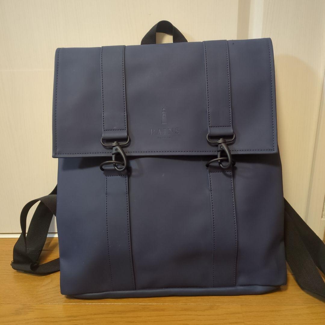 美品！RAINS レインズ リュック バックパック 撥水 ネイビー