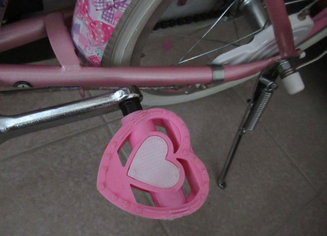 ASAHI メゾピアノ　自転車　18インチ　女の子　補助輪 　ピンク